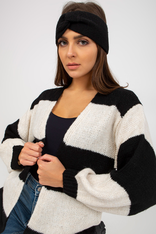 Ekrūmelns brīvs adīts jaciņš OCH BELLA