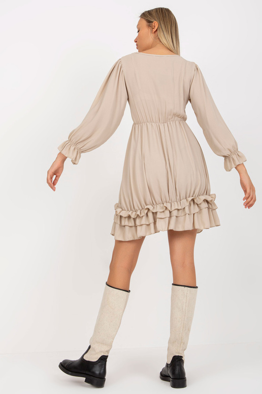 Bēša boho kleita ar volāniem un...