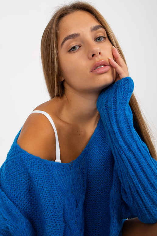 Zils brīvs džemperis ar bizēm un V...