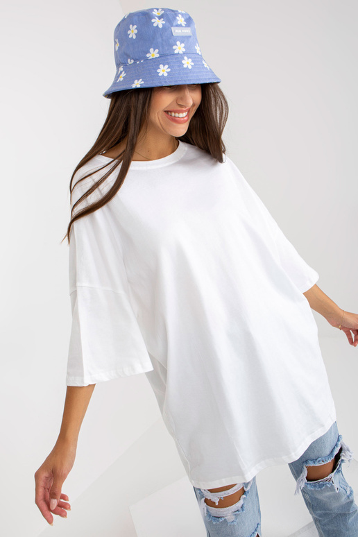 Balta ikdienišķa brīva blūze Balta ikdienišķa brīva blūze