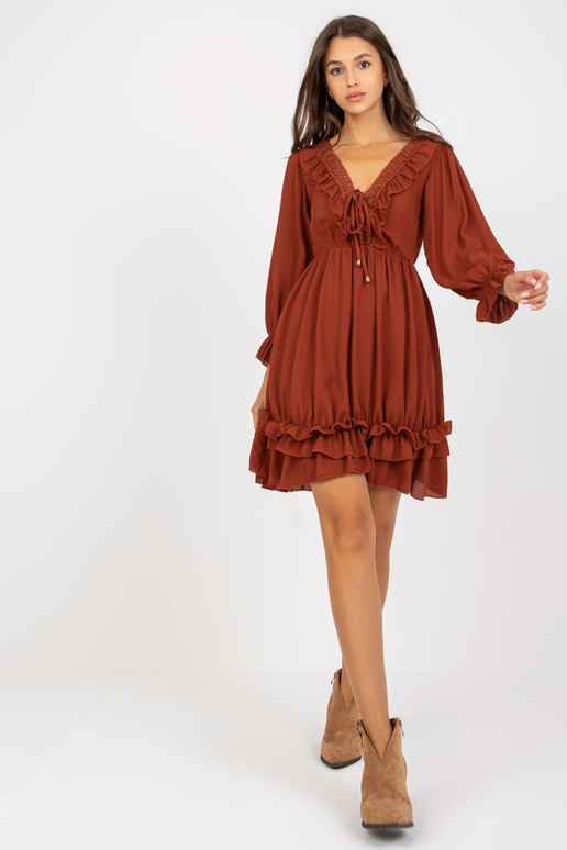 Ķieģeļu mini boho kleita ar volāniem...