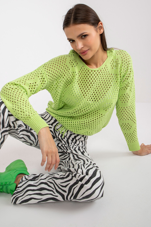 Gaiši zaļš ažūra oversize džemperis...