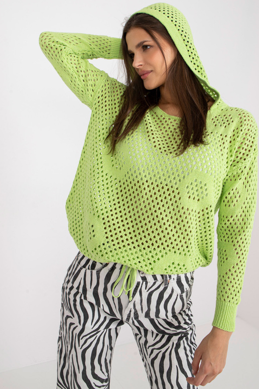 Gaiši zaļš ažūra oversize džemperis...