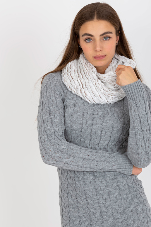 Baltbrūns mākslīgās kažokādas ziemas...