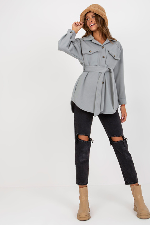 Pelēks viena izmēra virsdrēbju krekls...