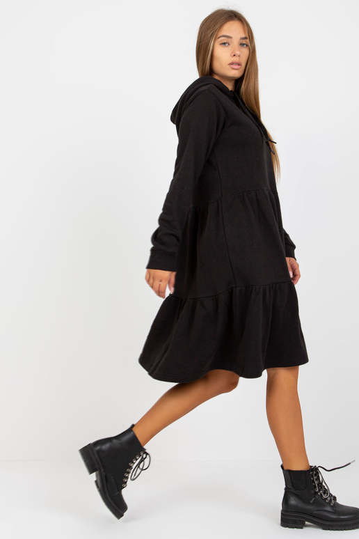 Melna uzliesmojoša džemperkleita ar...