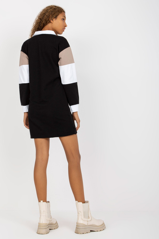 Bēša un melna vienkārša pamata kleita...