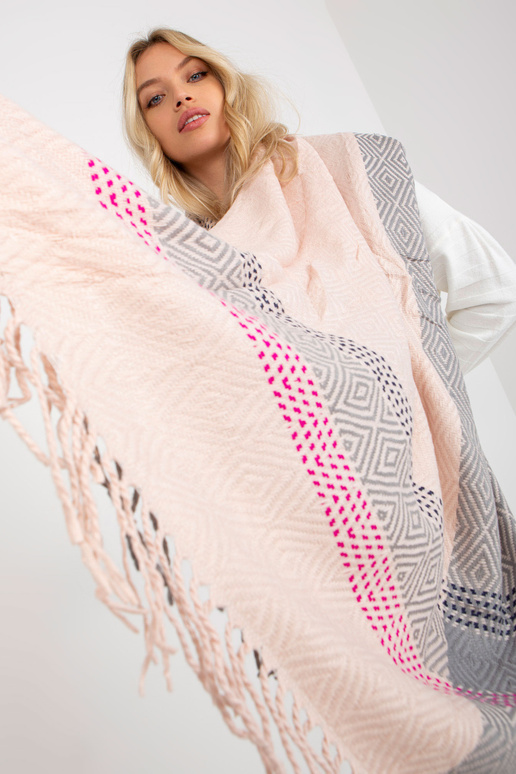 Gaiši rozā un pelēka sieviešu ziemas...