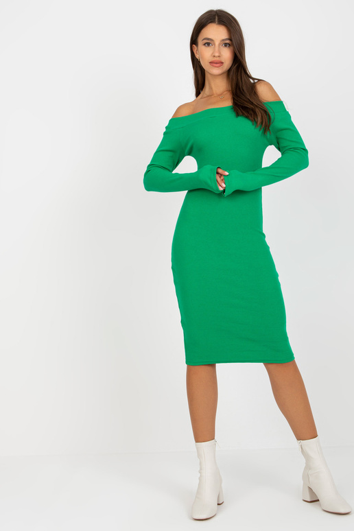 Zaļa rievota ikdienišķa kokvilnas kleita