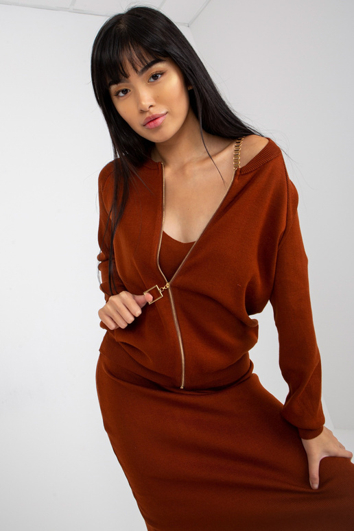 Tumši brūns trikotāžas ikdienas...