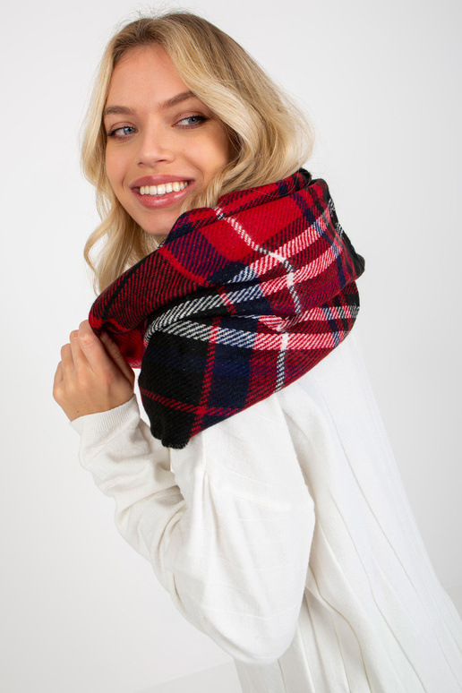 Melns un sarkans sieviešu rūtains...