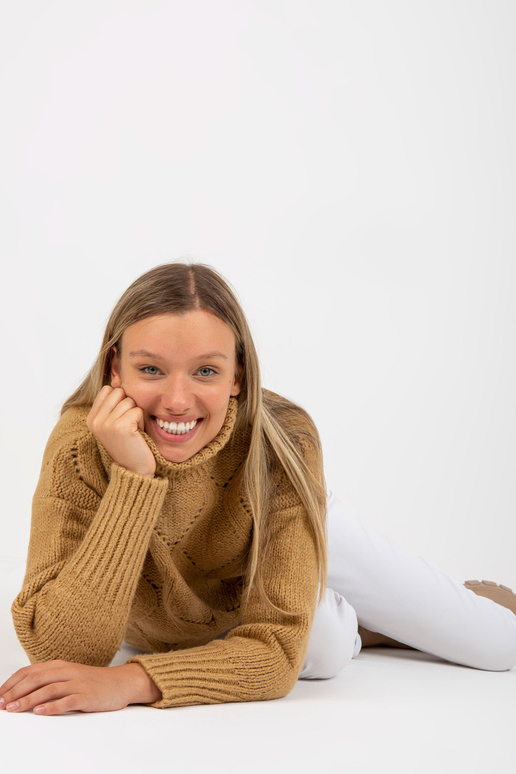 Kamieļu džemperis ar brīvu apkakli ar...