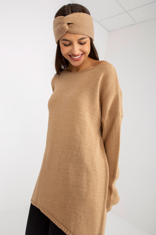 Lielizmēra kamieļu džemperis ar...