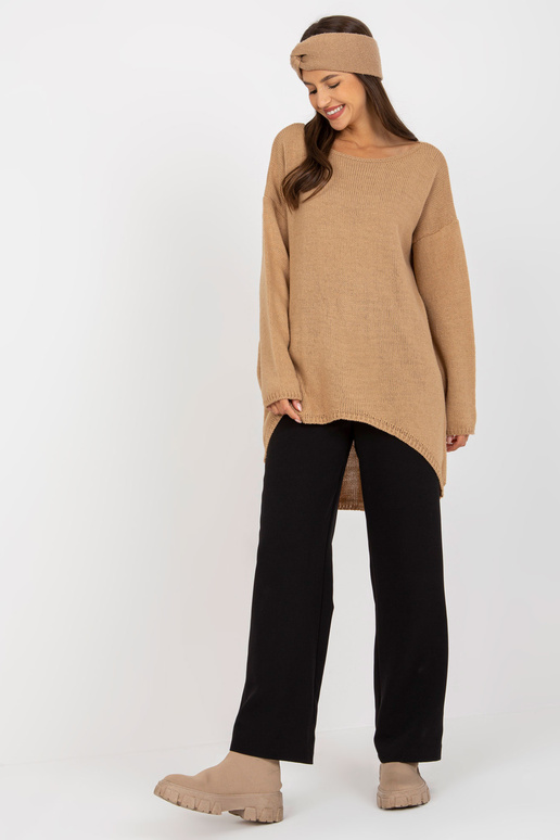 Lielizmēra kamieļu džemperis ar...