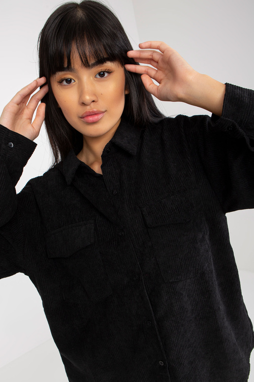 Melns velveta pogas augškrekls