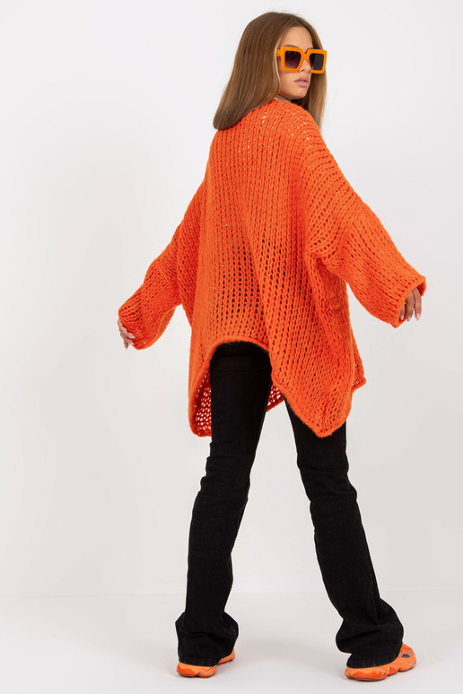 Liela izmēra džemperis ar V kakla...