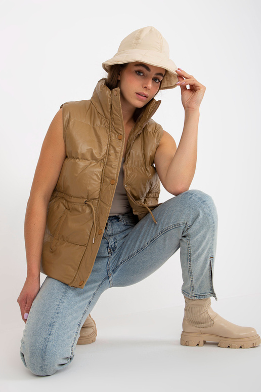 Kamieļu dūnu veste no eko ādas ar velmēm