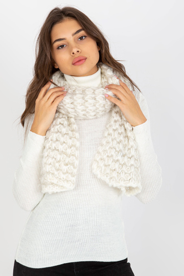 Balta ziemas šalle 2