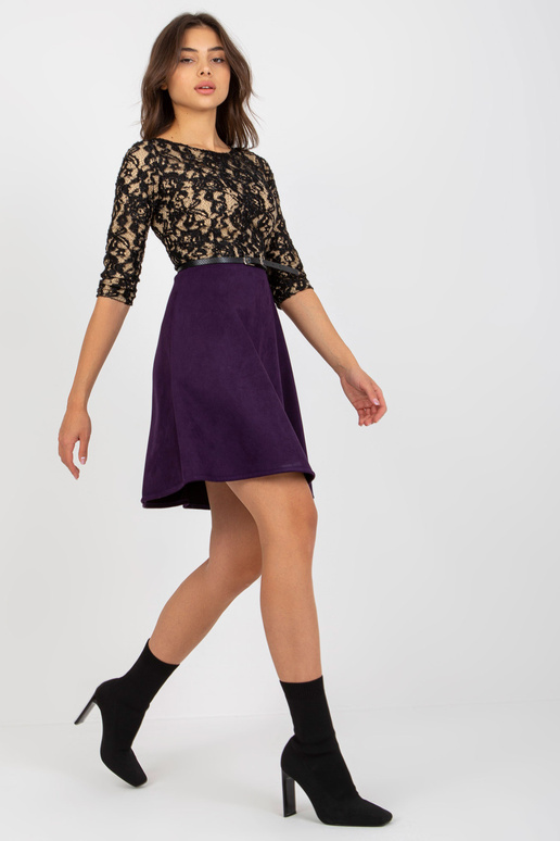 Melna un tumši violeta kokteiļkleita...