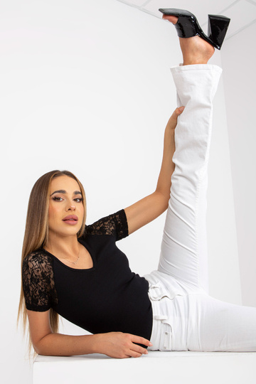 Melna rievota blūze ar V... 2