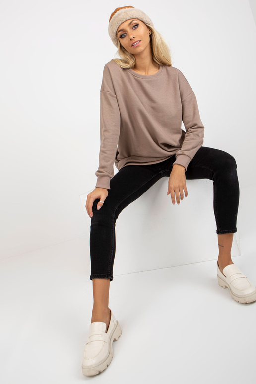 Dunkelbeiges langes Basic džemperis... Dunkelbeiges langes Basic džemperis...