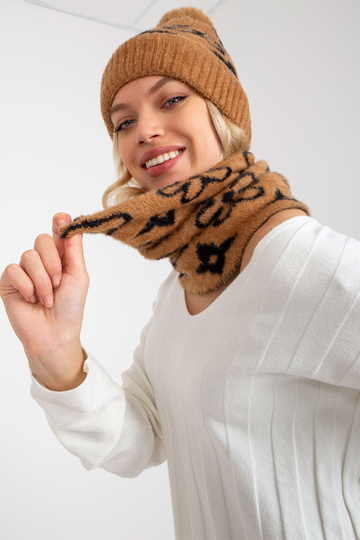 Kamielis un melns siltais... 2