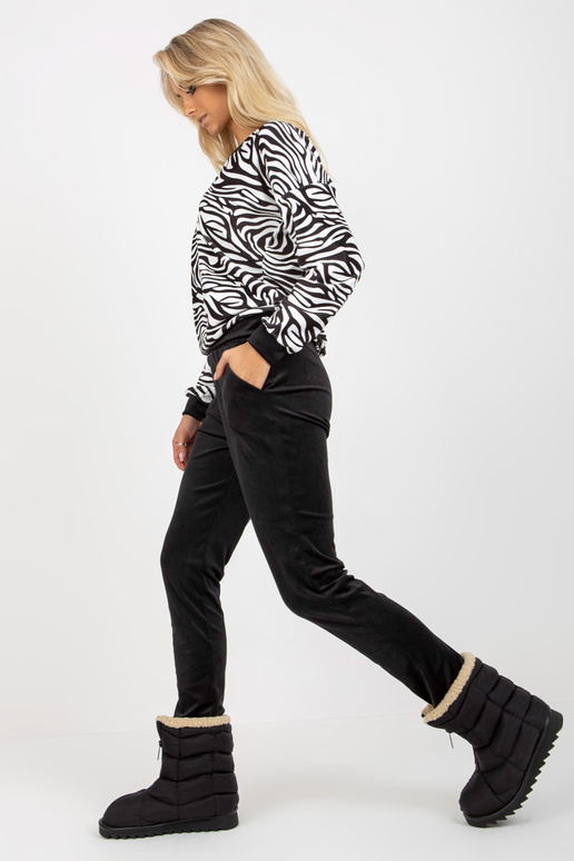 Komplekts aus weißem und schwarzem Velours mit Tier-Sweatshirt RUE PARIS