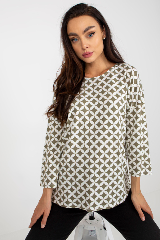 Bēša un balta blūze ar apdruku un...