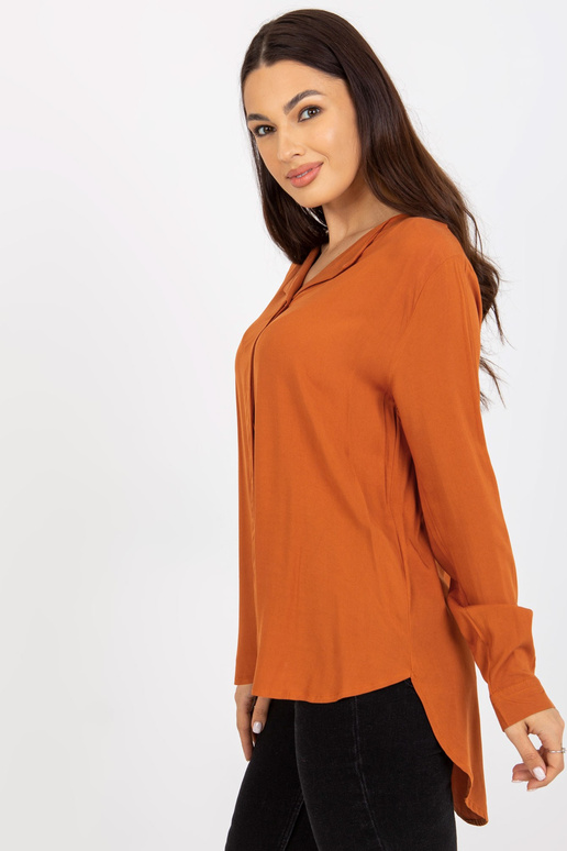 Gaiši brūna SUBLEVEL V veida kakla...