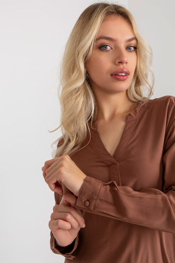 Brūna brīva blūze ar V... 2