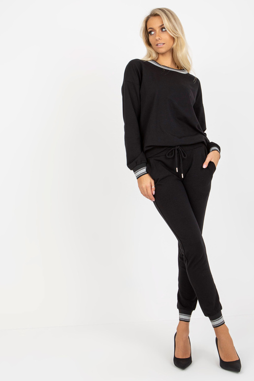 Schwarzes zweiteiliges Joggingset mit Hose