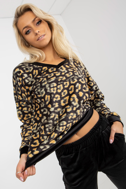 Set aus schwarzem und gelbem Velours...