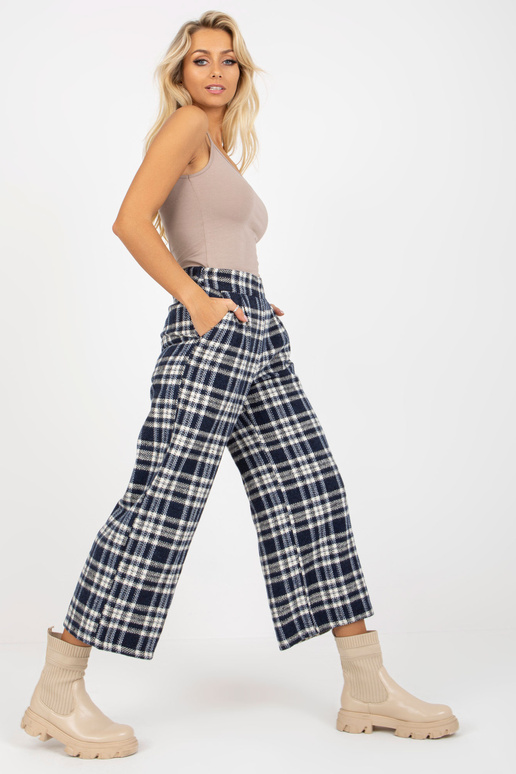 Dunkelblaue Culoty Hose aus Stoff mit... Dunkelblaue Culoty Hose aus Stoff mit...