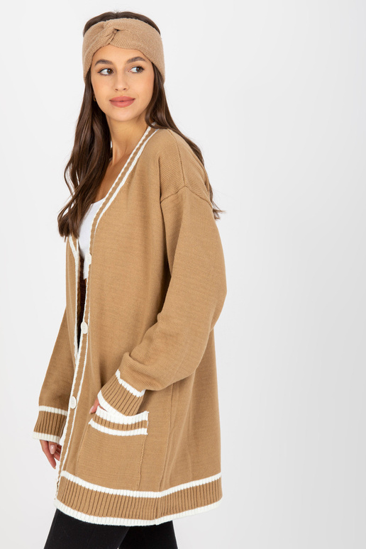 Tumši bēša jaka ar pogas aizdari RUE...