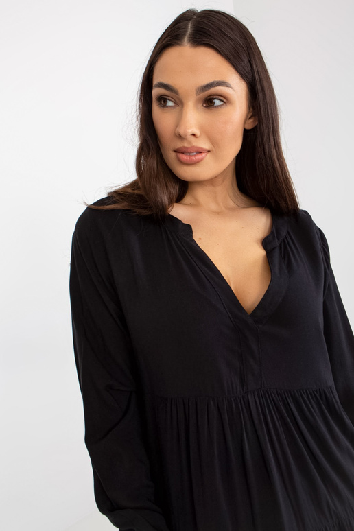 Czarna boho sukienka z falbaną i...