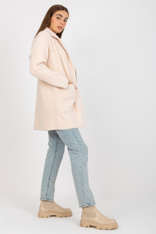 Gaiši rozā brīvs alpakas kažoks ar vilnu