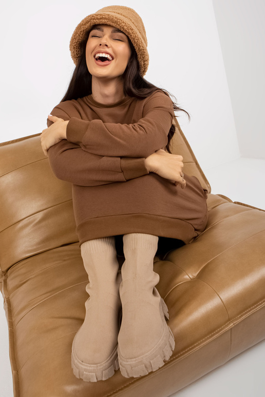 Braunes langes Džemperis ar Taschen