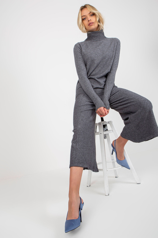 Tumši pelēkas platas, augsta...