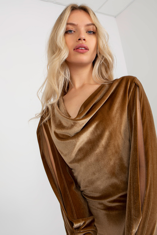 Kamieļu samta kokteiļkleita ar...