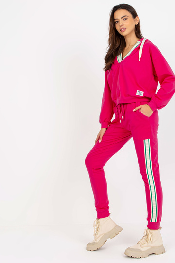 Lässiges V-Neck-Set aus... 2