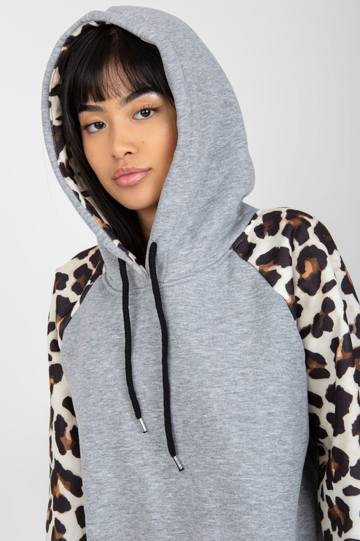 Pelēks sporta krekls ar apdruku uz...