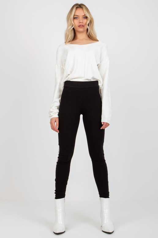 Melni un bēši sieviešu ikdienas... Melni un bēši sieviešu ikdienas...