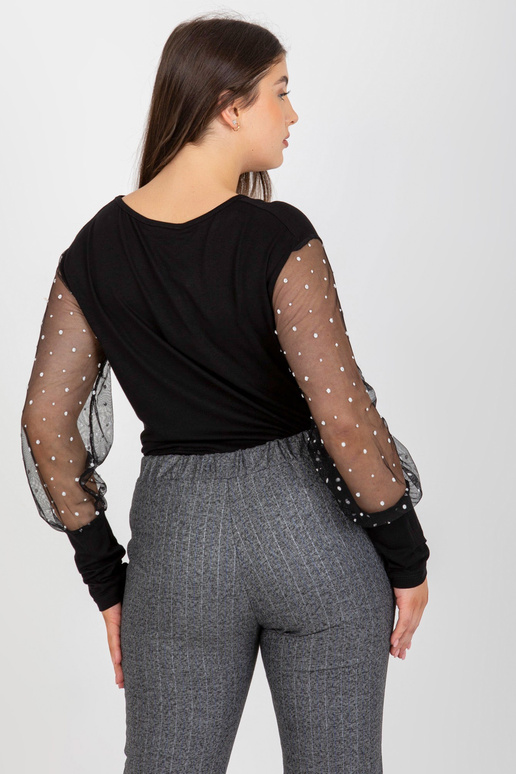 Melna sieviešu liela izmēra blūze ar... Melna sieviešu liela izmēra blūze ar...