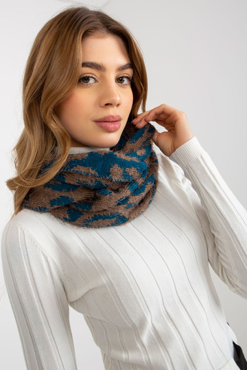 Tumši smilškrāsas jūras...