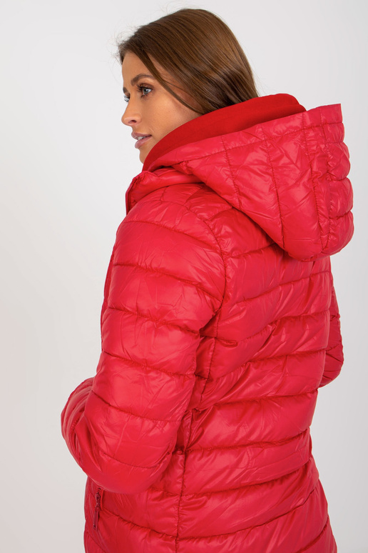 Rote doppelseitige übergangsjacke mit... Rote doppelseitige übergangsjacke mit...