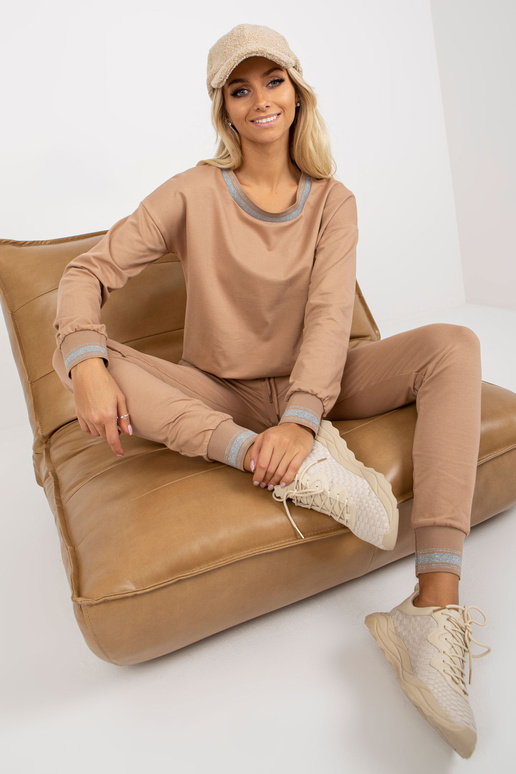 Camel Damen sporta krekla komplekts ar šļūteni