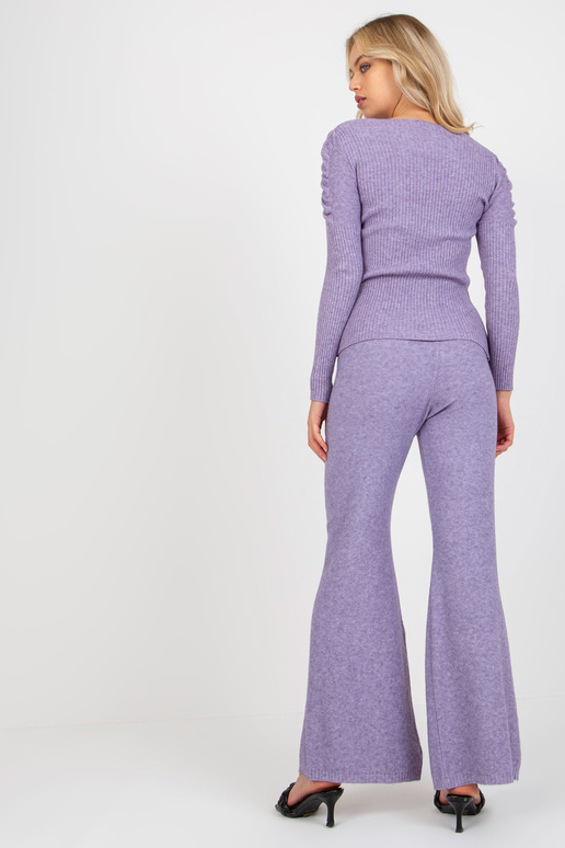 Violets klasisks rievotu džemperis ar...