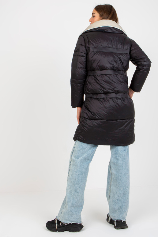 Melna un bēša dūnu jaka 2in1 ziemas... Melna un bēša dūnu jaka 2in1 ziemas...