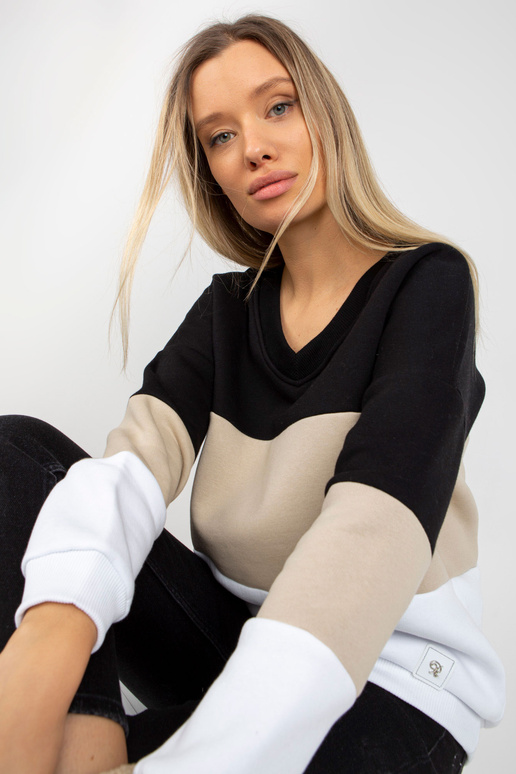 Melns un bēšs sporta krekls ar...