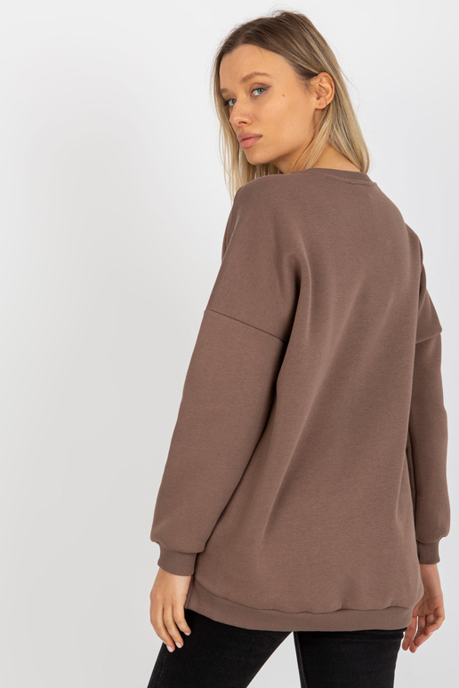 Brūns pamata sporta krekls ar apaļu...